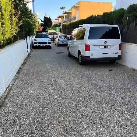 Con Piscina Privada, Parking Y Zona Bbq