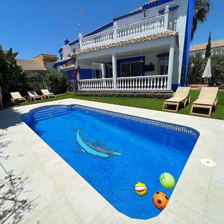 Con Piscina Privada, Parking Y Zona Bbq 別荘 イスラ・カネラ
