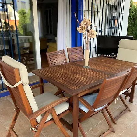 Con Piscina Privada, Parking Y Zona Bbq Holiday home