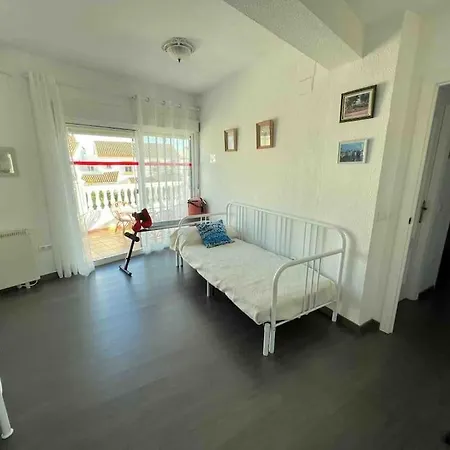 Con Piscina Privada, Parking Y Zona Bbq