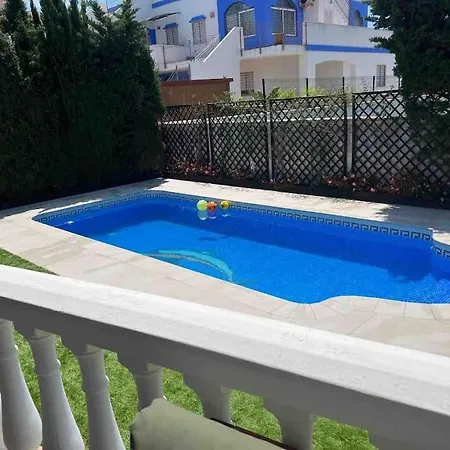 Con Piscina Privada, Parking Y Zona Bbq *